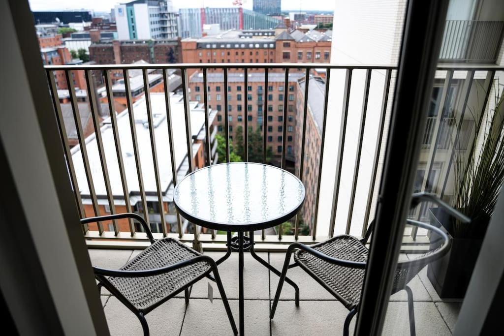 Modern 2 Bedroom Apartment - City Centre - Parking Manchester Zewnętrze zdjęcie